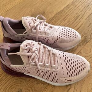 Pink Nike Airmax shoes